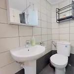 Tobacco Warehouse - Center Gem Apartment *